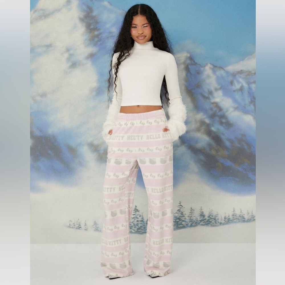 NEW Hello Kitty Pajama Pants - Picture 16 of 16